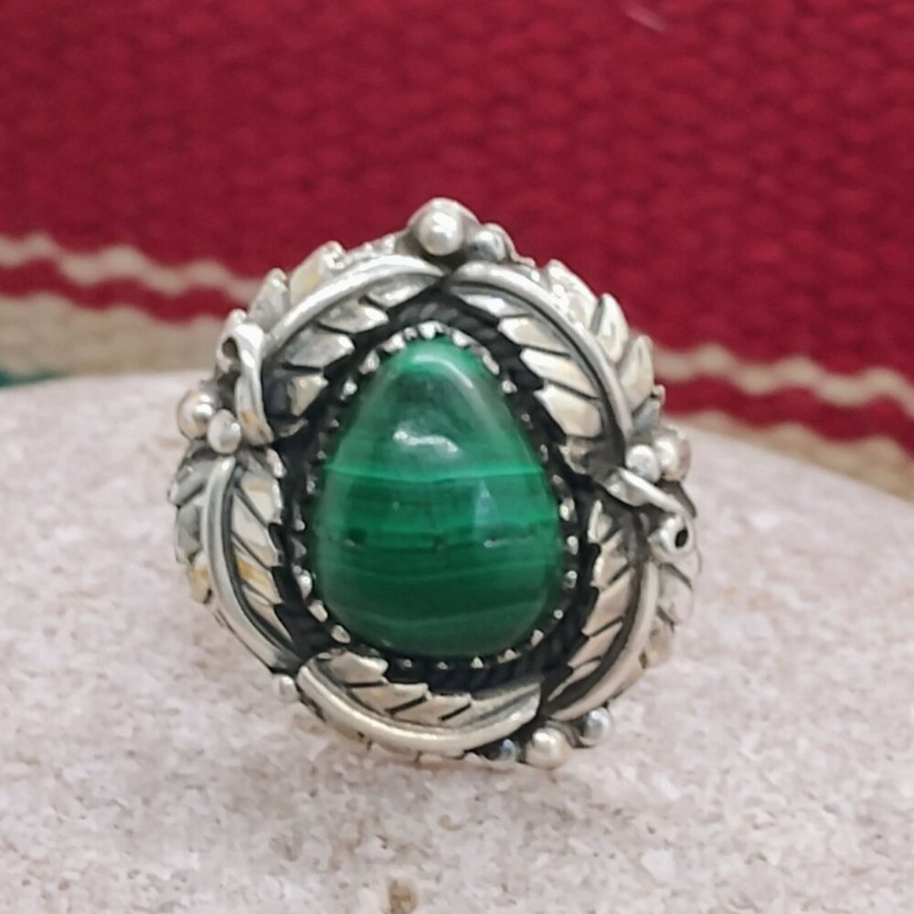 Southwest Malachite Sterling Silver Ring Size 7.5 Large Feather Leaf Setting - Picture 2 of 6